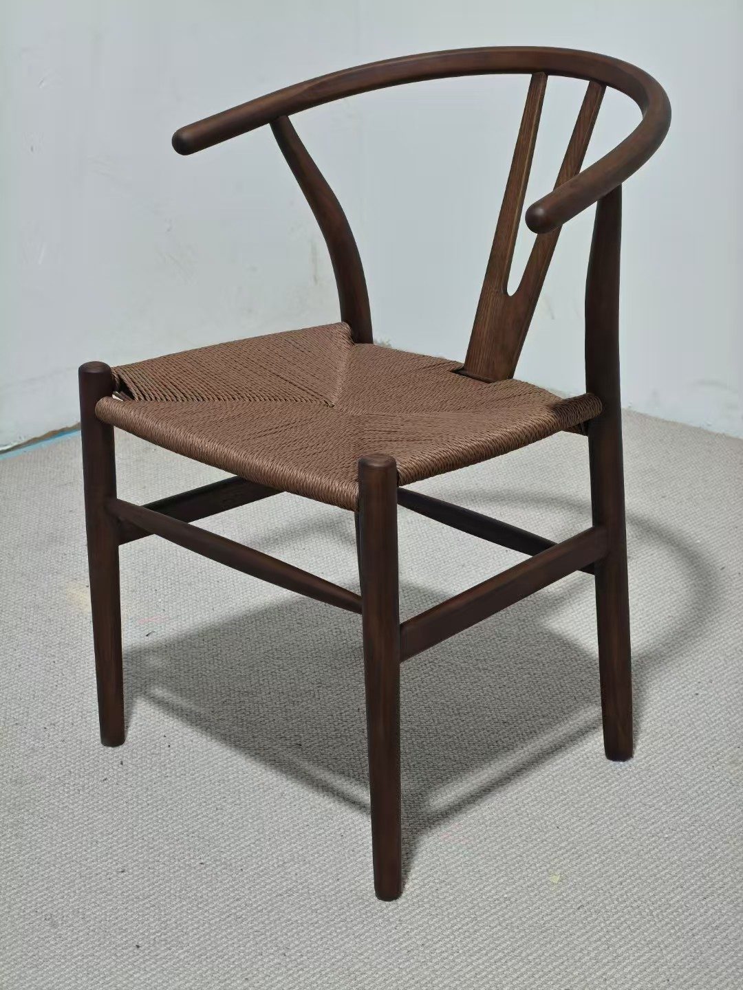 Dining chair in neutral upholstery