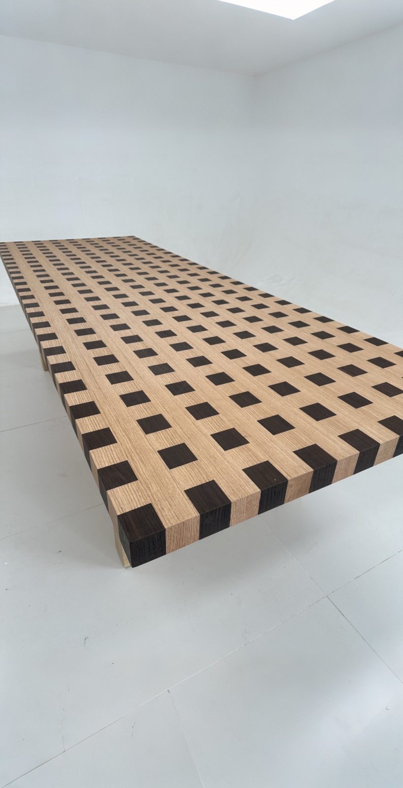 Rectangular dining table in marble